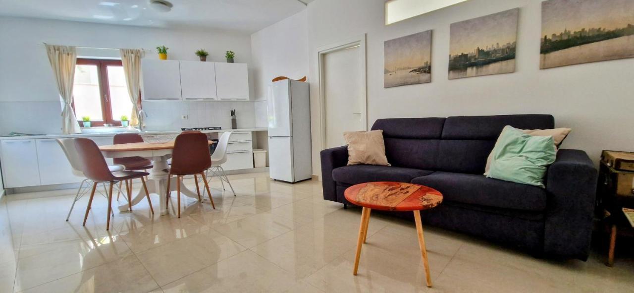 Apartments Villa Alba II Porec Esterno foto