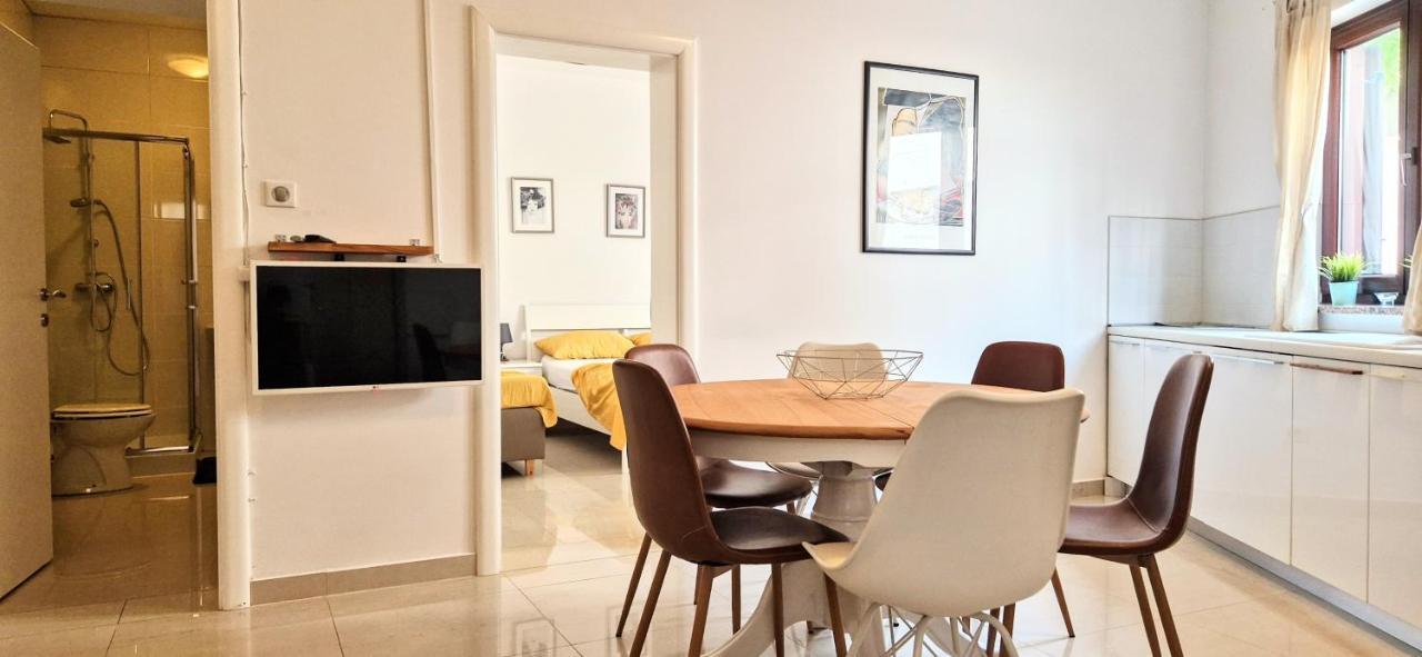 Apartments Villa Alba II Porec Esterno foto